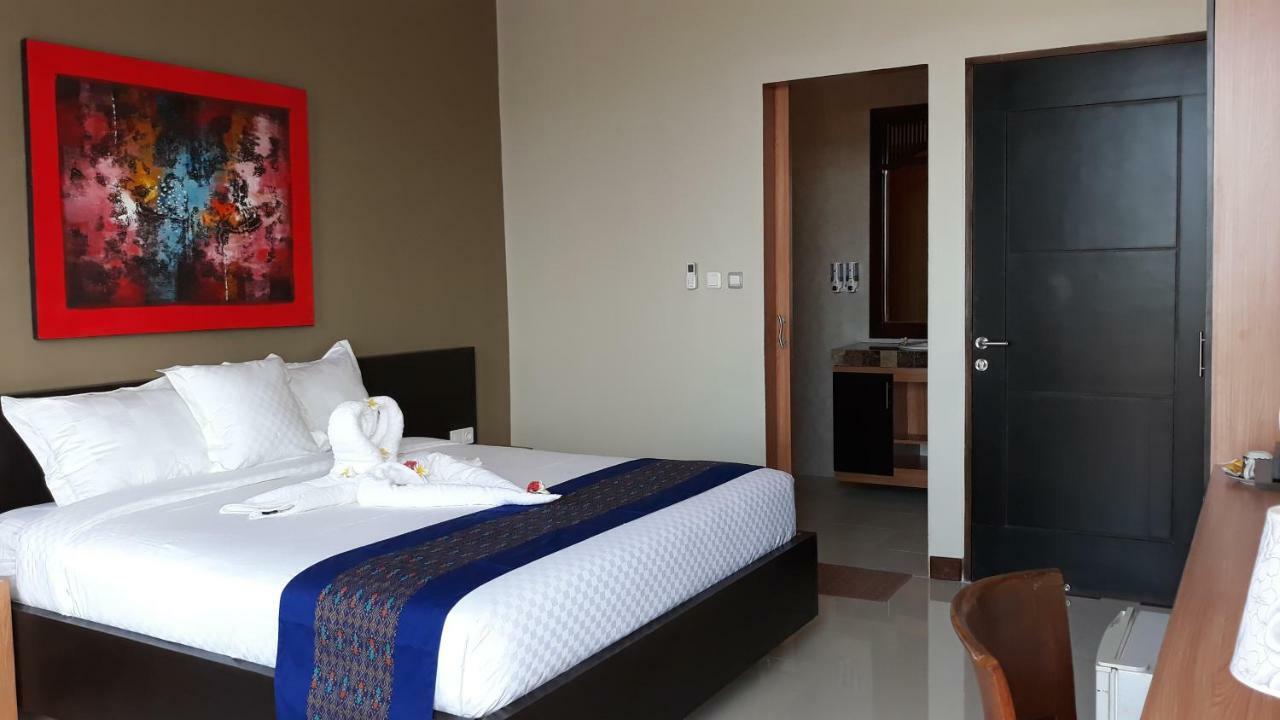 Asiana Lovina Hotel Exterior photo